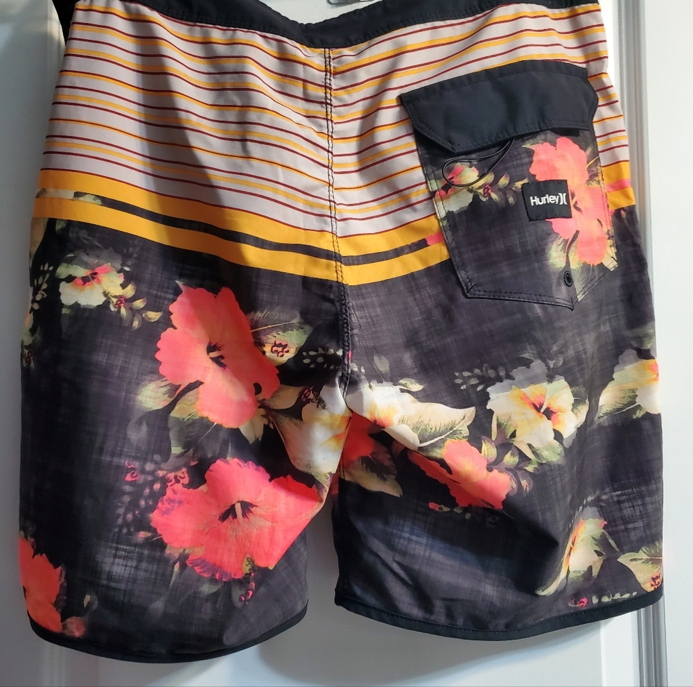 Hurley Tropical Floral Board Shorts - Black, Orange, Pink - Picture 3 of 6